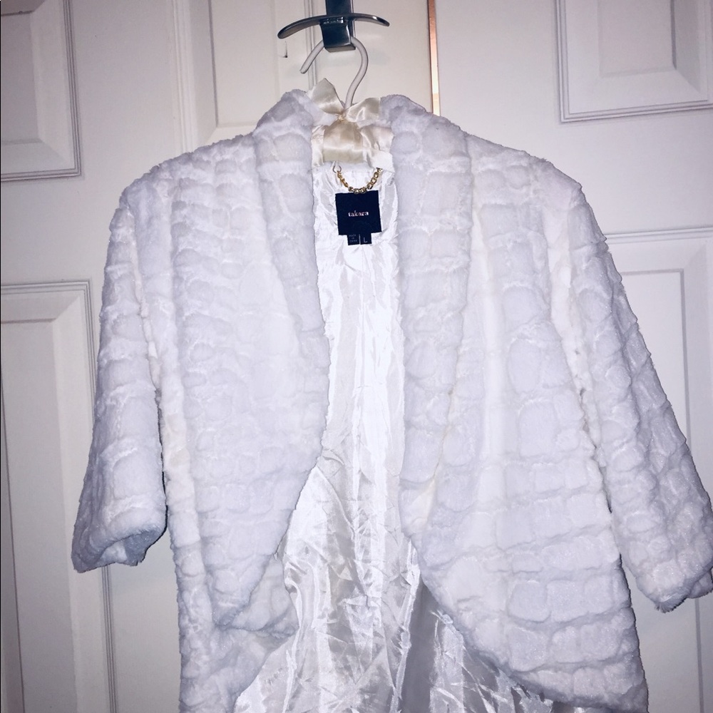 Faux soft white dress coat Large with satin, liner